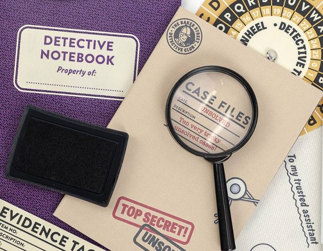 Sherlock Holmes Detective Toolkit
