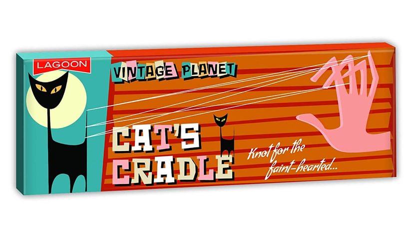 cats cradle packaging  multicolored string loop